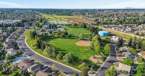 8240 Bedford Cove Way, Sacramento, CA 95828 Photo