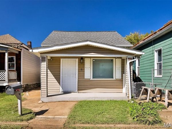 7613 Virginia Avenue, St Louis, MO 63111