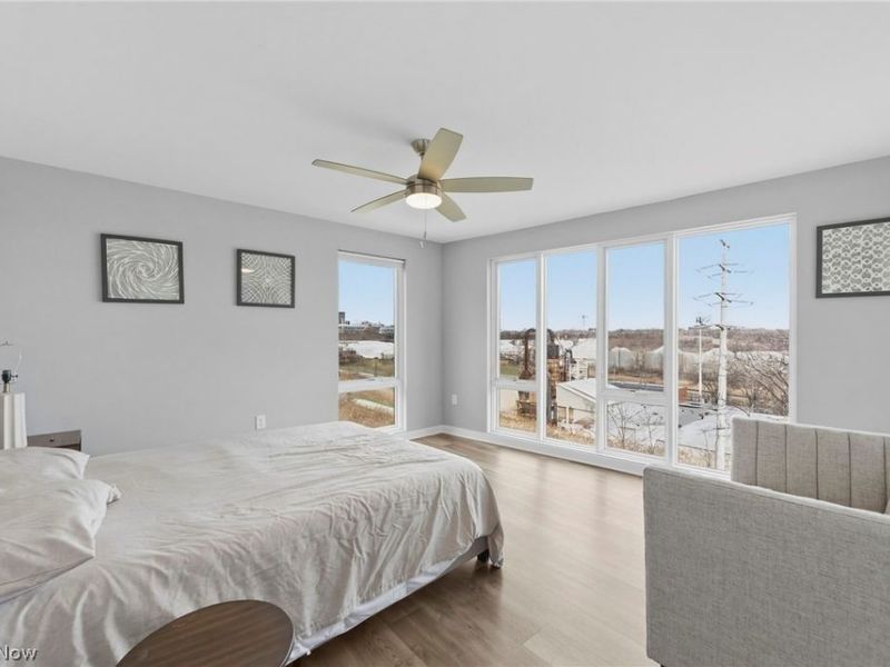 402 Jefferson Avenue, Cleveland, OH 44113 Photo 21