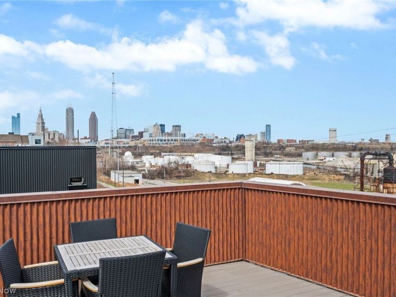 402 Jefferson Avenue, Cleveland, OH 44113 Photo 26