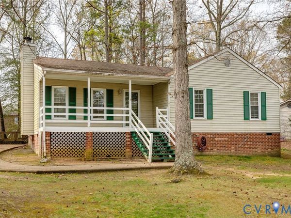 600 Queensway Road, Chesterfield, VA 23236