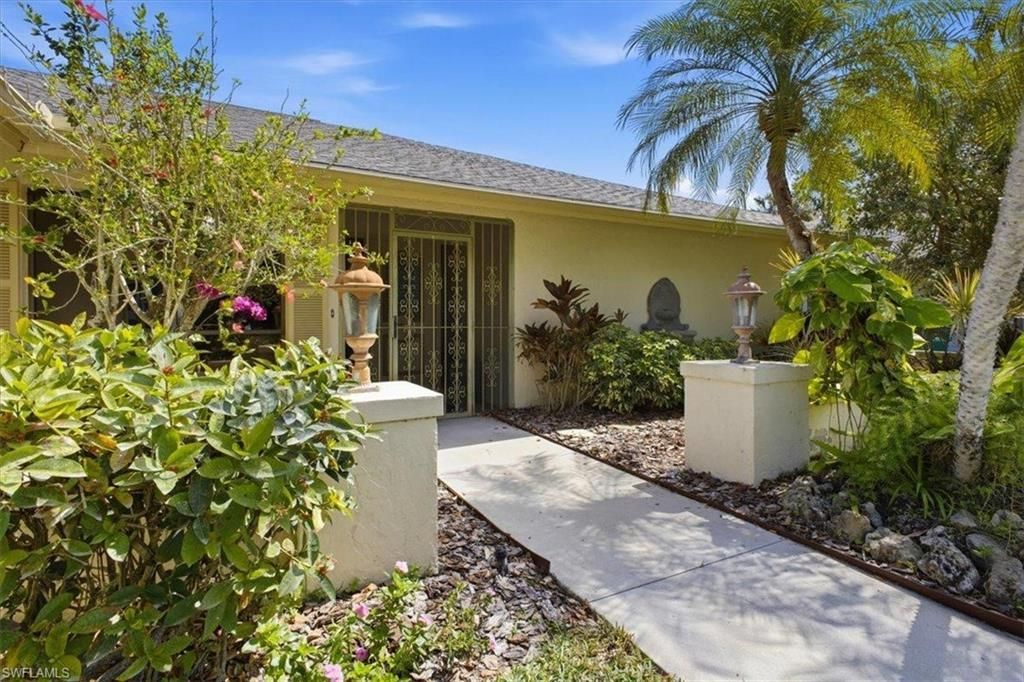 9874 Campbell Cir, Naples, FL 34109 Photo