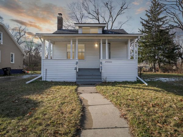 20035 Santa Barbara Drive, Detroit, MI 48221