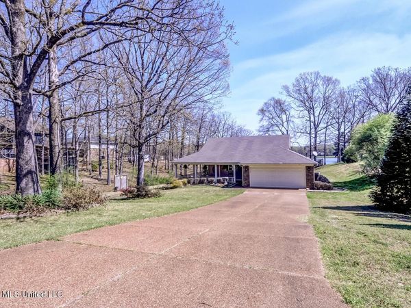 2160 Taryn Lane, Nesbit, MS 38651