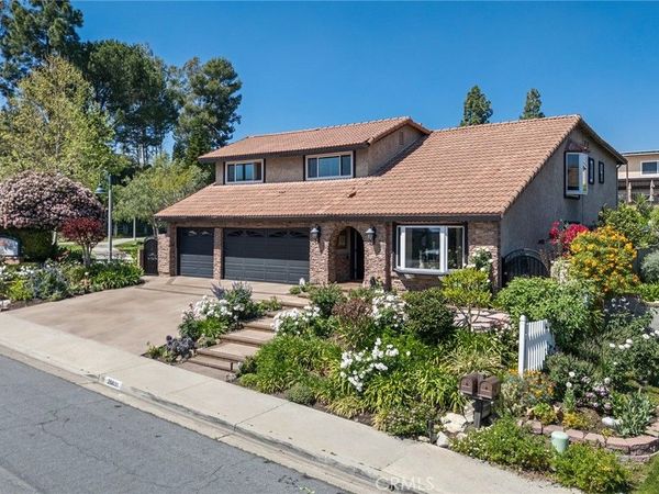 26831 Valpariso, Mission Viejo, CA 92691