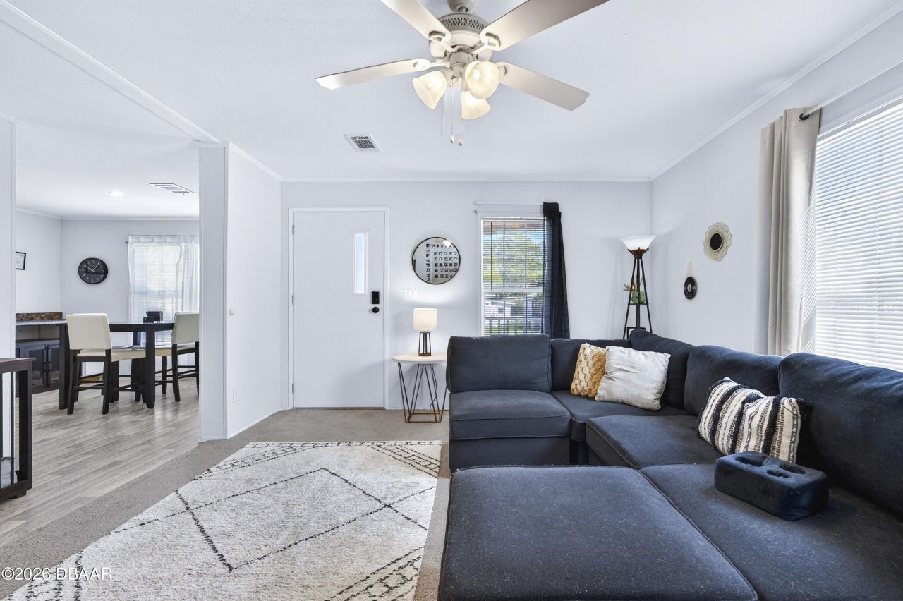 5266 Pineland Avenue, Port Orange, FL 32127 Photo