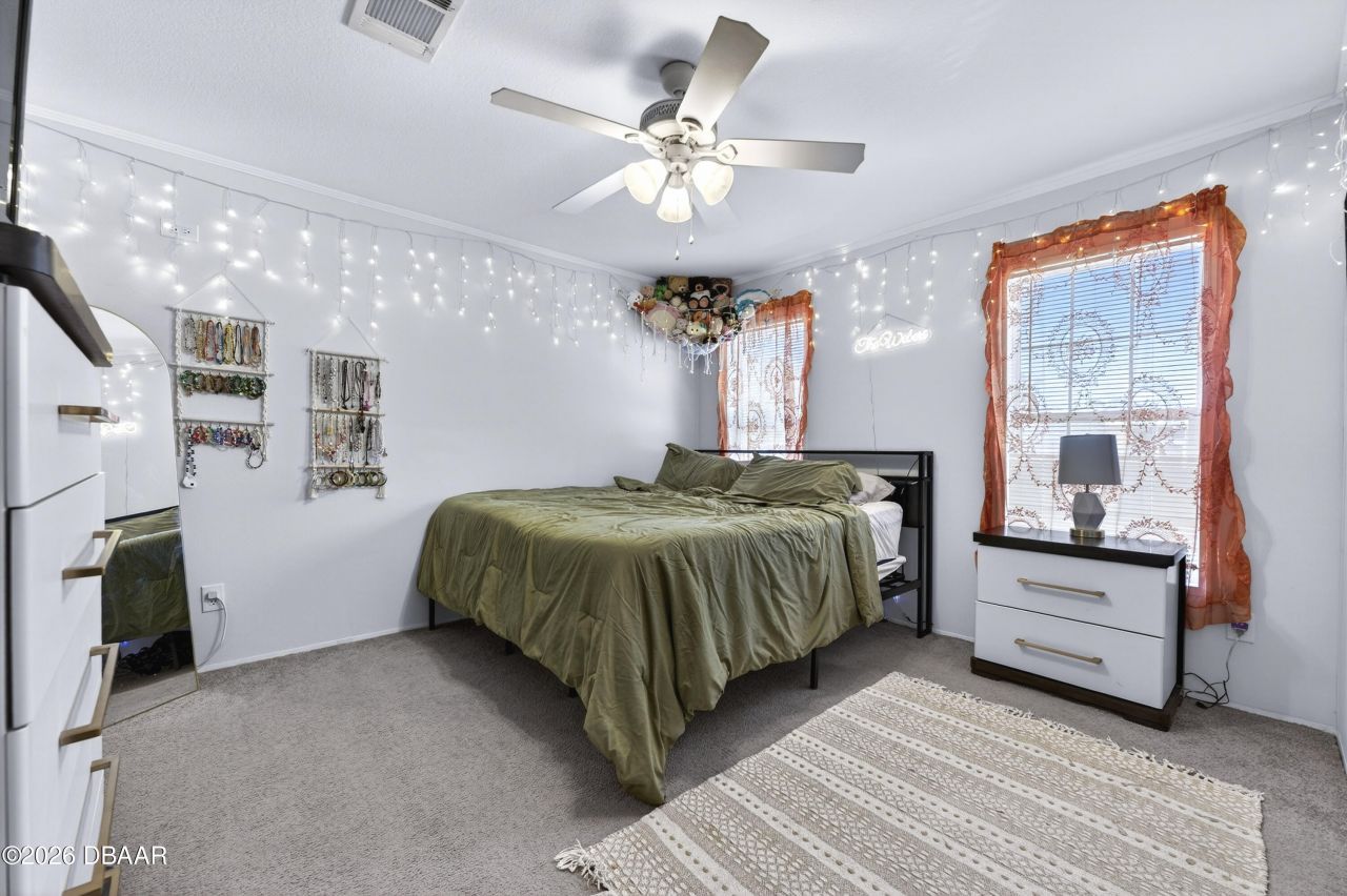 5266 Pineland Avenue, Port Orange, FL 32127 Photo