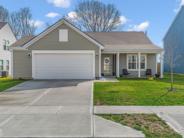 213 Drewood Drive, Trafalgar, IN 46181