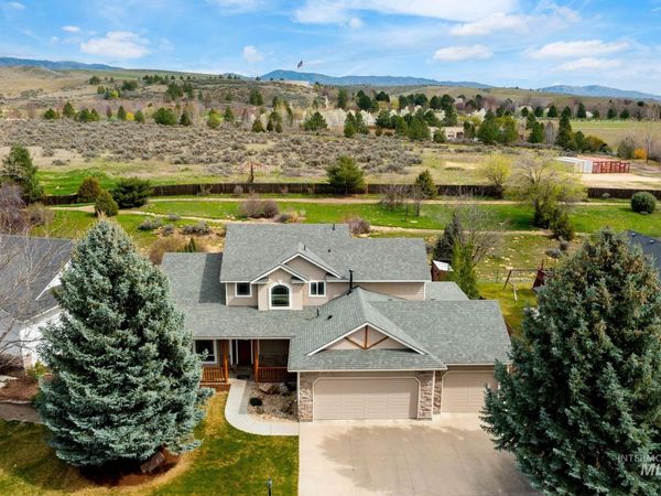 10046 N Palisades Way, Boise, ID 83714