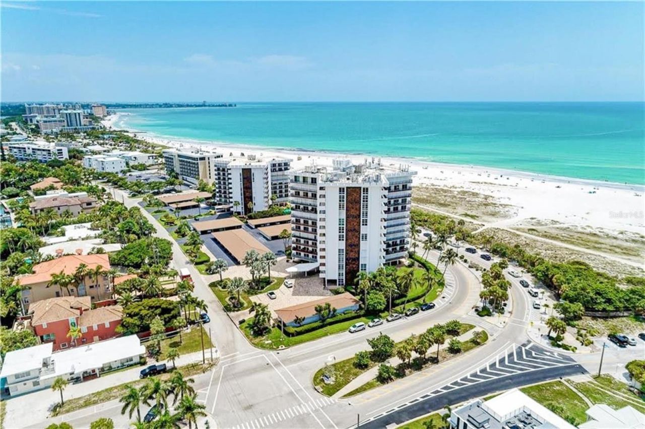 1 Benjamin Franklin Drive , Unit 3, Sarasota, FL 34236 Photo