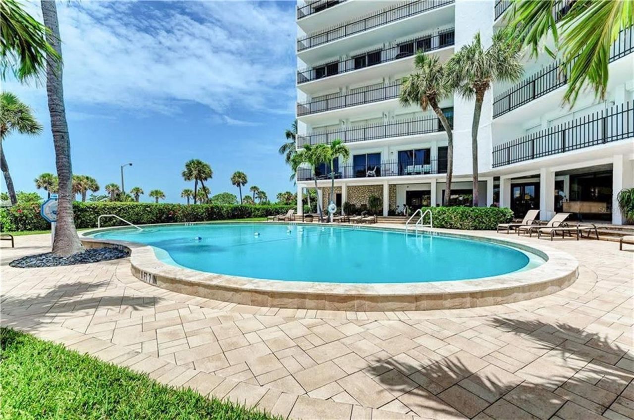 1 Benjamin Franklin Drive , Unit 3, Sarasota, FL 34236 Photo