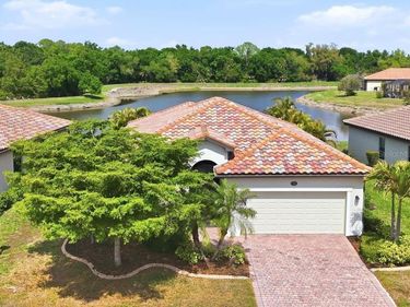 12284 CANAVESE LANE , VENICE, FL 34293