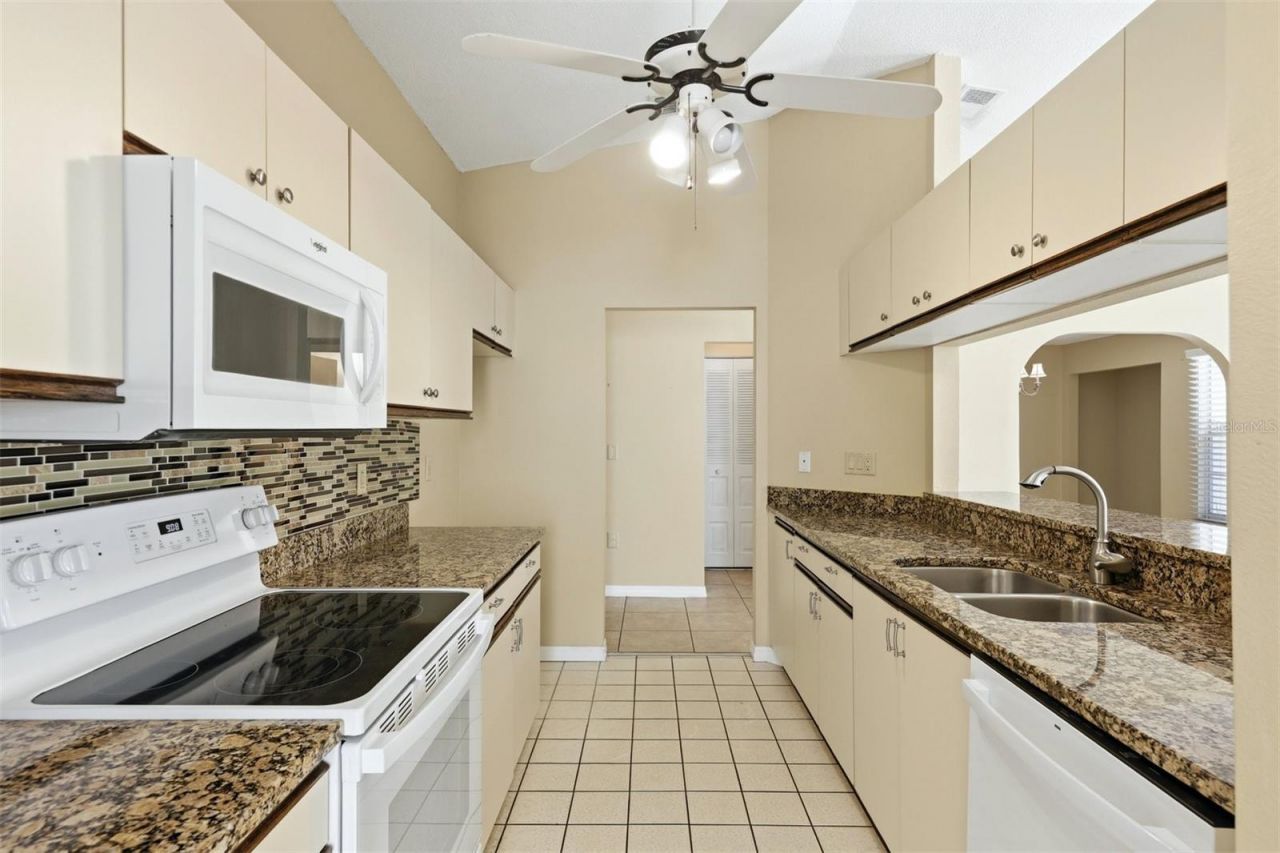 3804 41st Avenue W, Bradenton, FL 34205 Photo