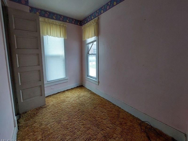 307 Freeman Street, Toronto, OH 43964 Photo 4