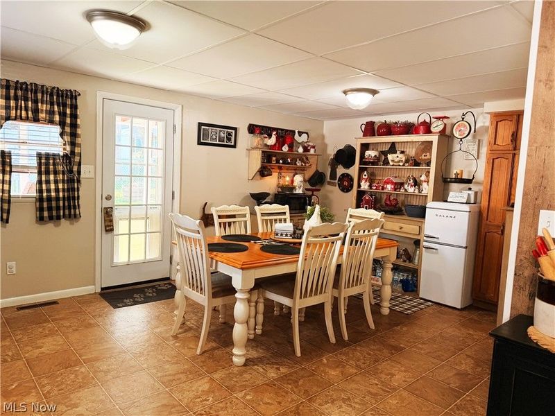 413 Bennett Street, Bridgeport, OH 43912 Photo 9