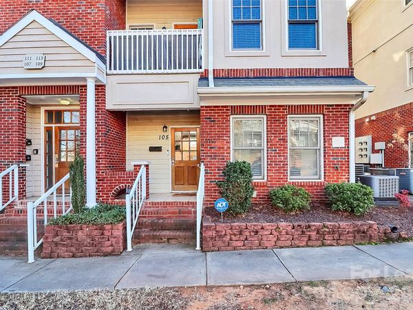 105 S Summit Avenue , Charlotte, NC 28208
