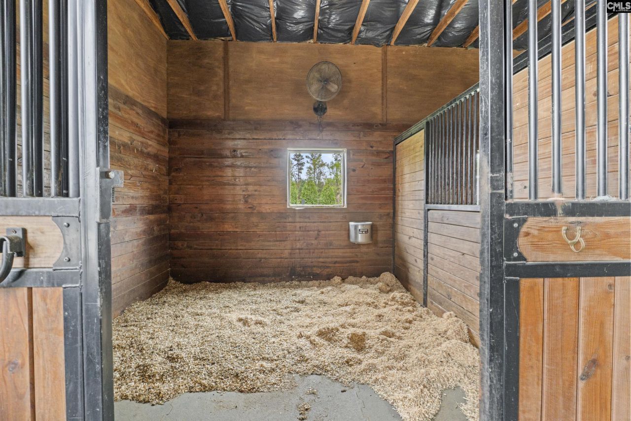 115 Ascot Drive Photo 59