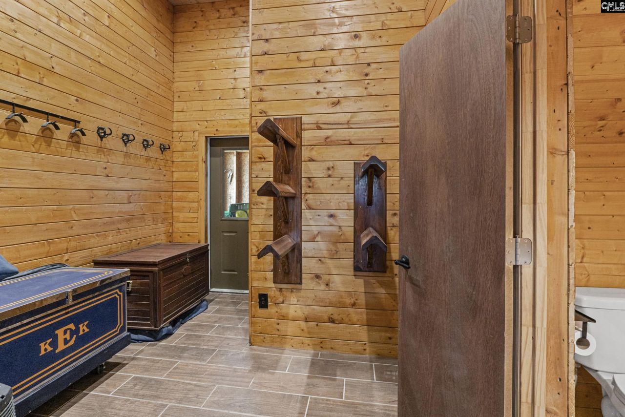 115 Ascot Drive Photo 62