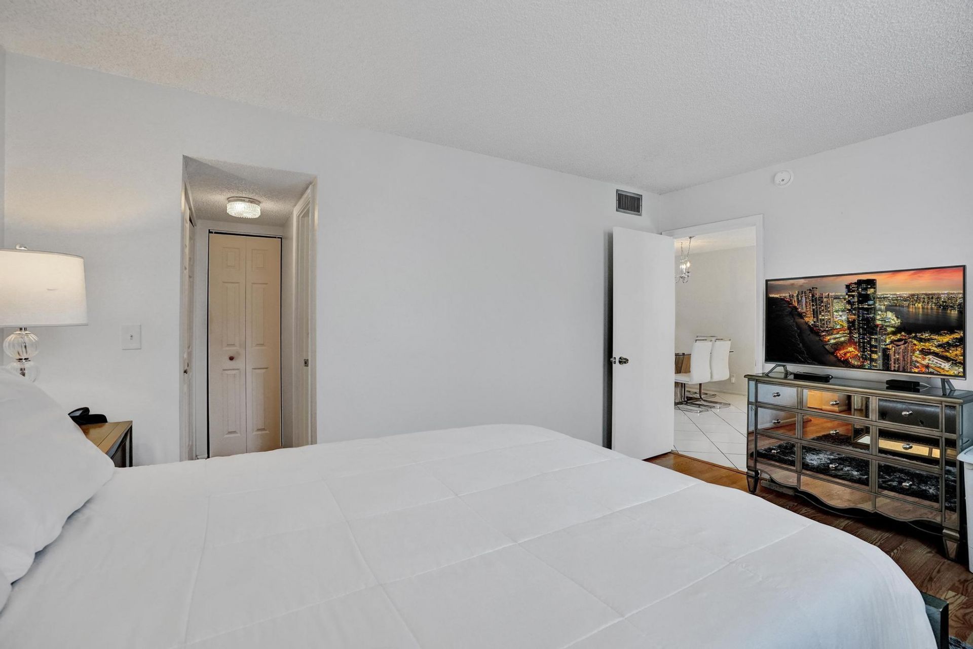 9480 Poinciana Place, Unit 304, Davie, FL 33324 Photo