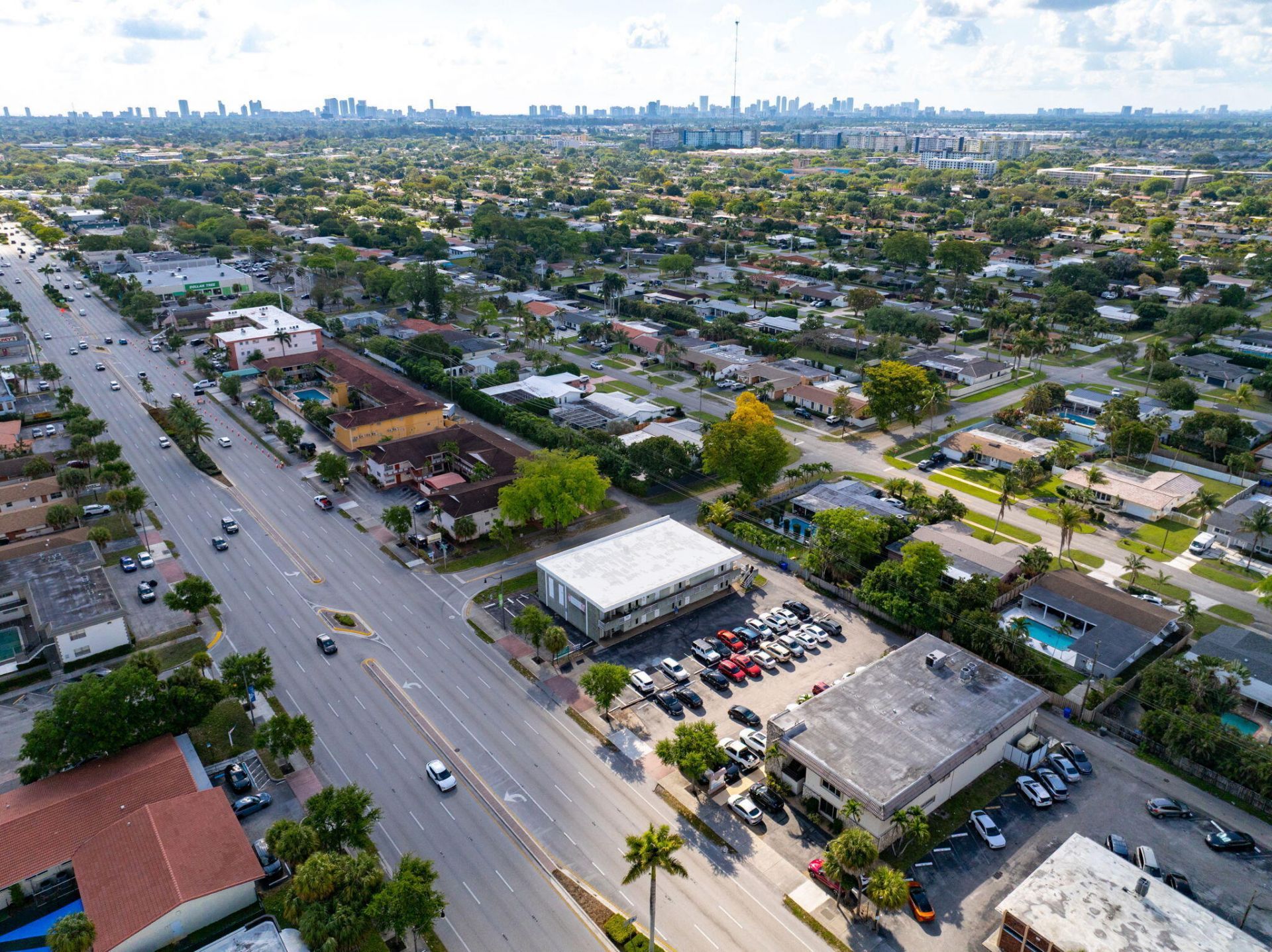 5000 Hollywood Boulevard, Hollywood, FL 33023 Photo