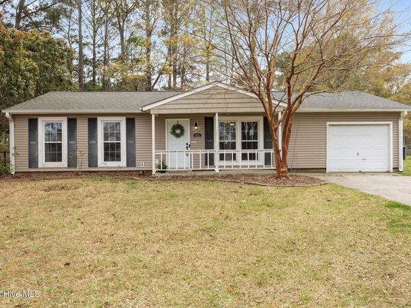 625 Shadowridge Road, Jacksonville, NC 28546