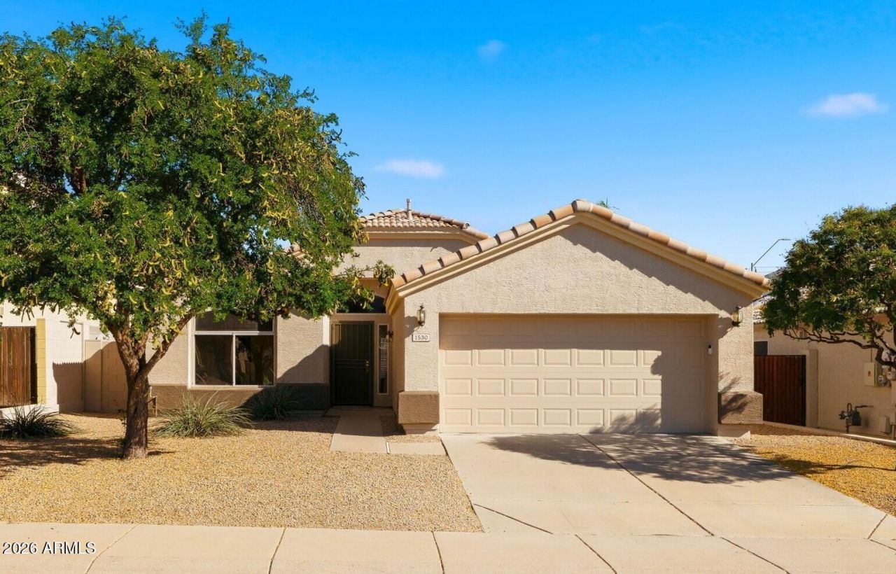 1530 E Charleston Avenue, Phoenix, AZ 85022 Main Photo