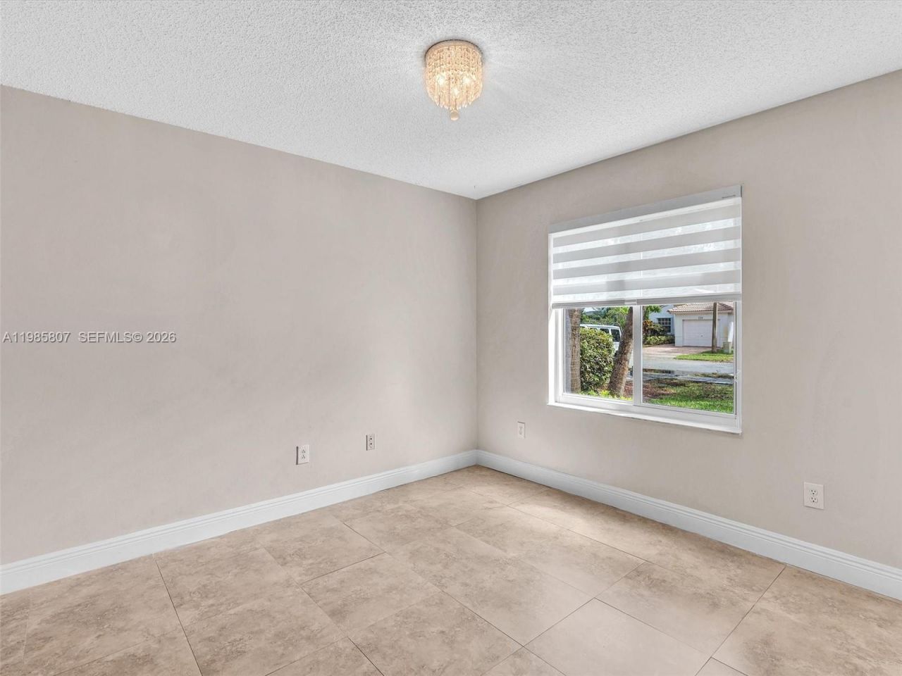 1208 NW 170th Ave, Pembroke Pines, FL 33028 Photo