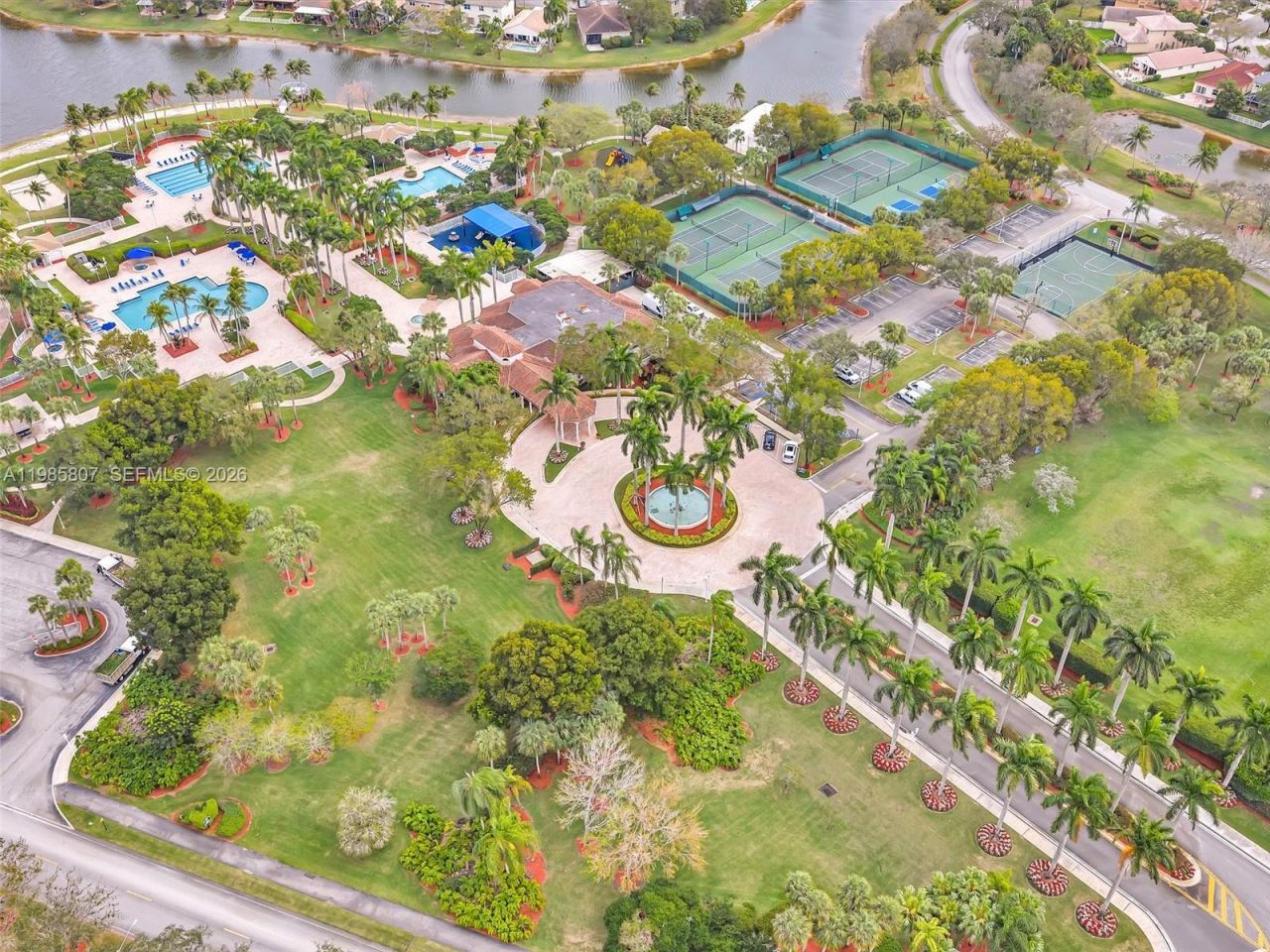 1208 NW 170th Ave, Pembroke Pines, FL 33028 Photo