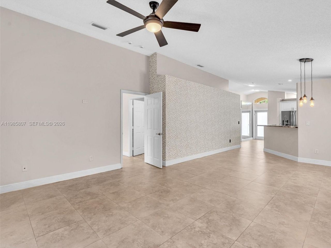 1208 NW 170th Ave, Pembroke Pines, FL 33028 Photo