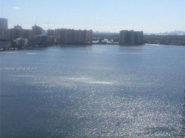 19195 NE 36th Ct, Unit 2304, Aventura, FL 33180