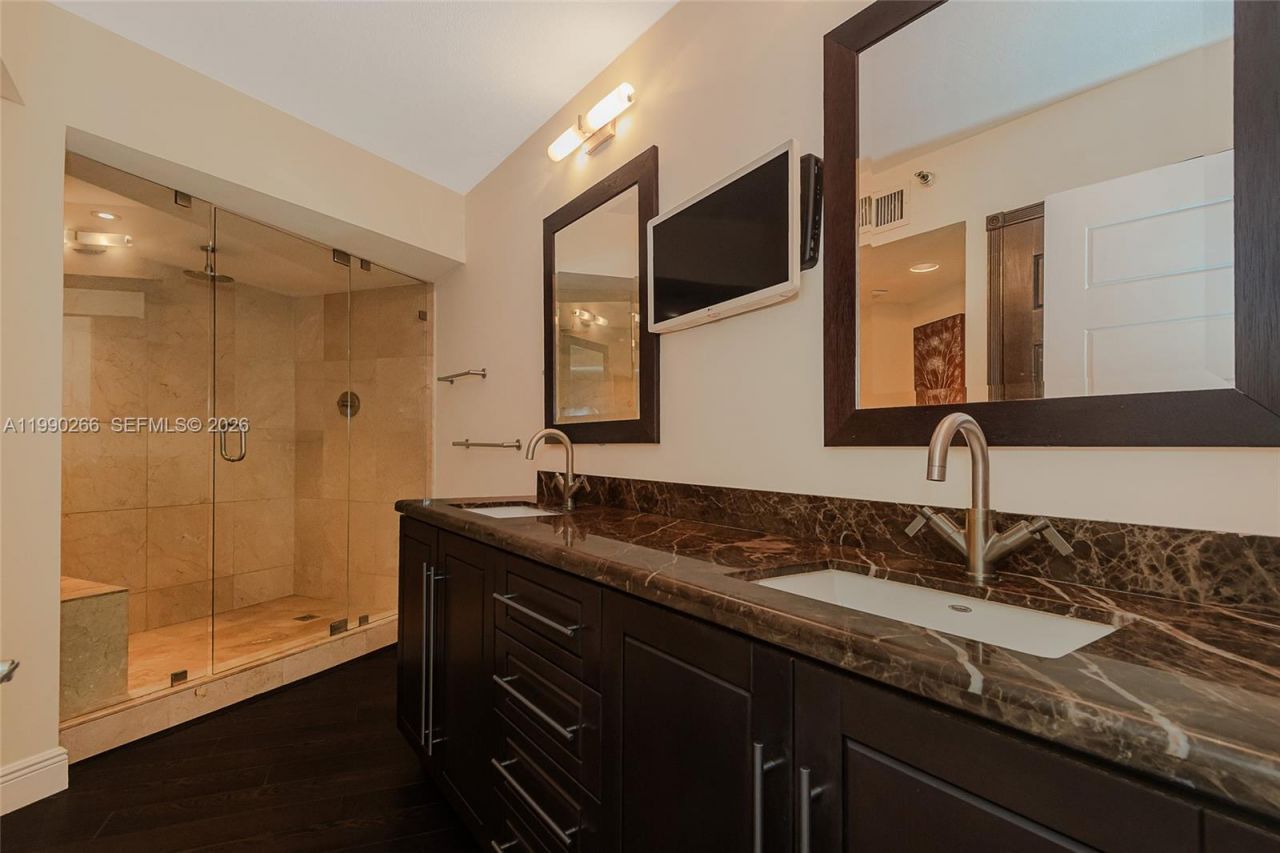 19195 NE 36th Ct, Unit 2304, Aventura, FL 33180 Photo