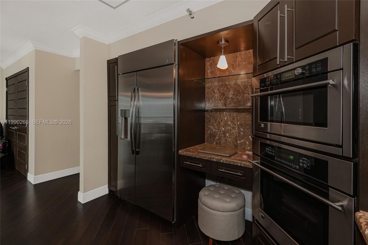 19195 NE 36th Ct, Unit 2304, Aventura, FL 33180 Photo