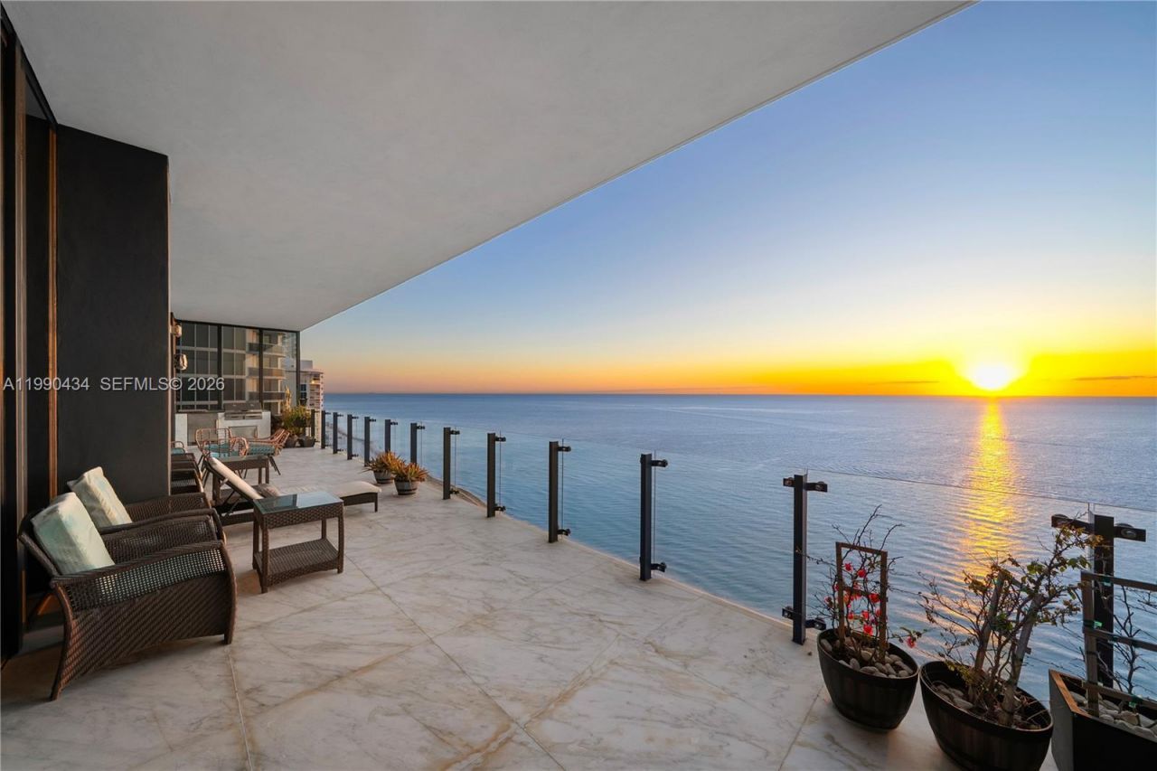 17141 Collins Ave , Unit 1801, Sunny Isles Beach, FL 33160 Photo