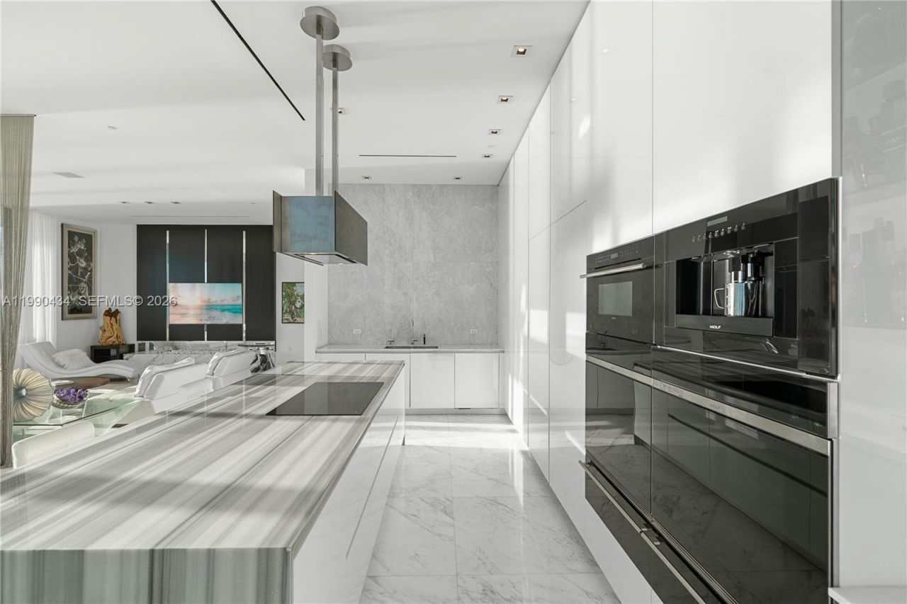 17141 Collins Ave , Unit 1801, Sunny Isles Beach, FL 33160 Photo