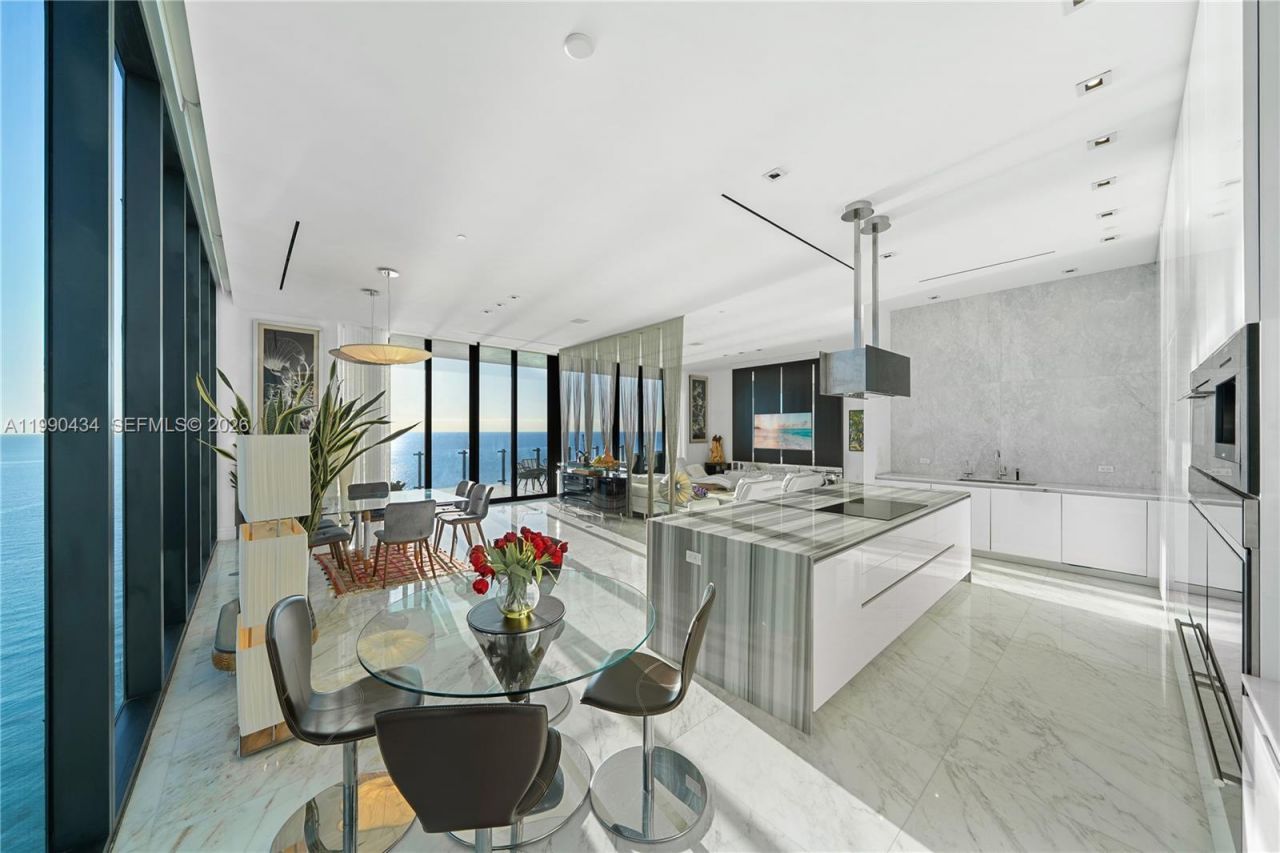 17141 Collins Ave , Unit 1801, Sunny Isles Beach, FL 33160 Photo