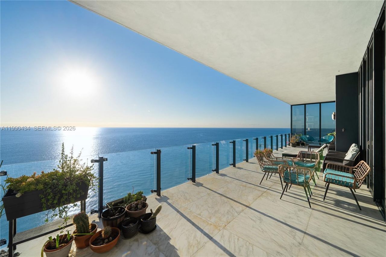 17141 Collins Ave , Unit 1801, Sunny Isles Beach, FL 33160 Photo