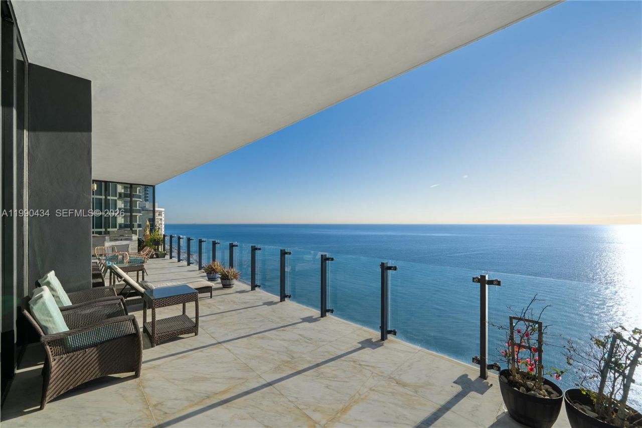 17141 Collins Ave , Unit 1801, Sunny Isles Beach, FL 33160 Photo