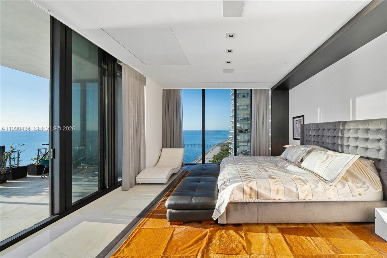 17141 Collins Ave , Unit 1801, Sunny Isles Beach, FL 33160 Photo