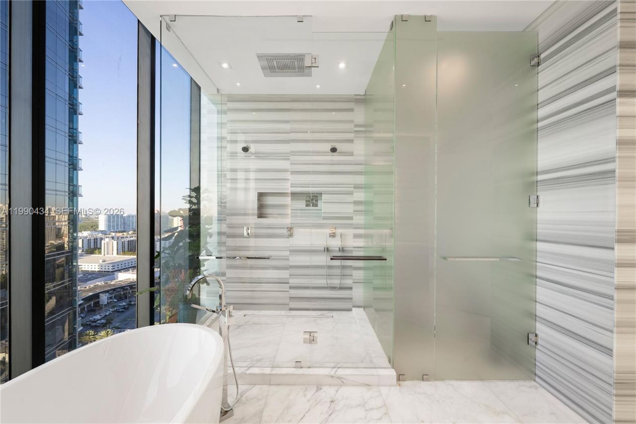 17141 Collins Ave , Unit 1801, Sunny Isles Beach, FL 33160 Photo