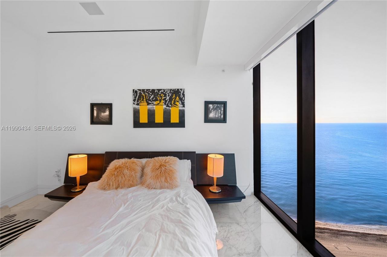 17141 Collins Ave , Unit 1801, Sunny Isles Beach, FL 33160 Photo