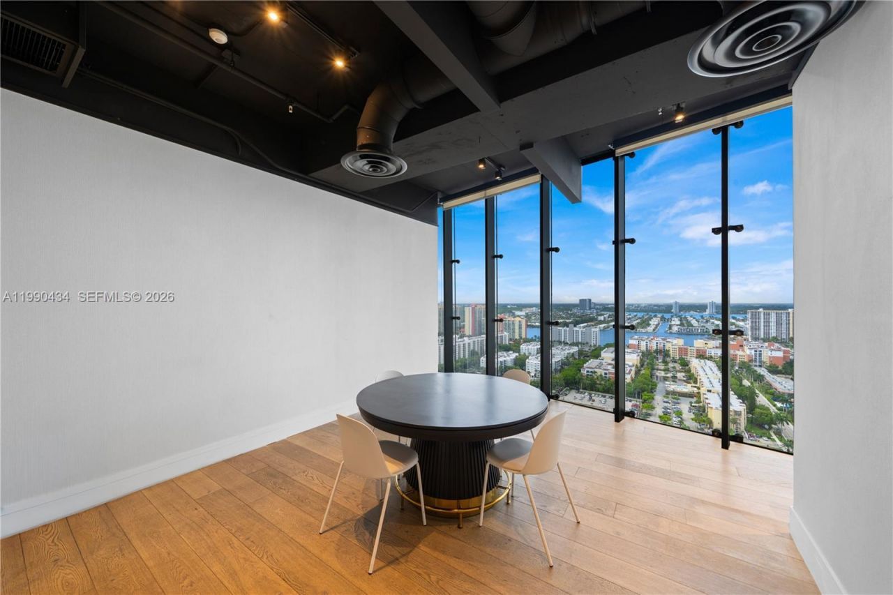 17141 Collins Ave , Unit 1801, Sunny Isles Beach, FL 33160 Photo