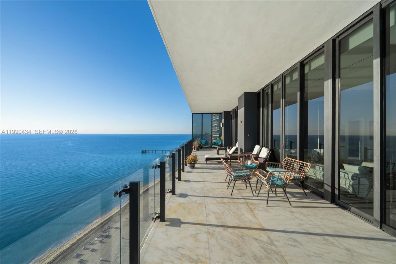 17141 Collins Ave , Unit 1801, Sunny Isles Beach, FL 33160 Photo