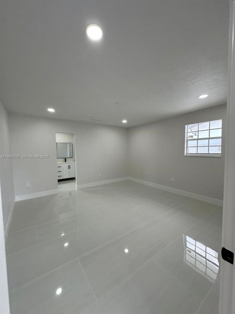 3960 NW 174th St , Miami Gardens, FL 33055 Photo