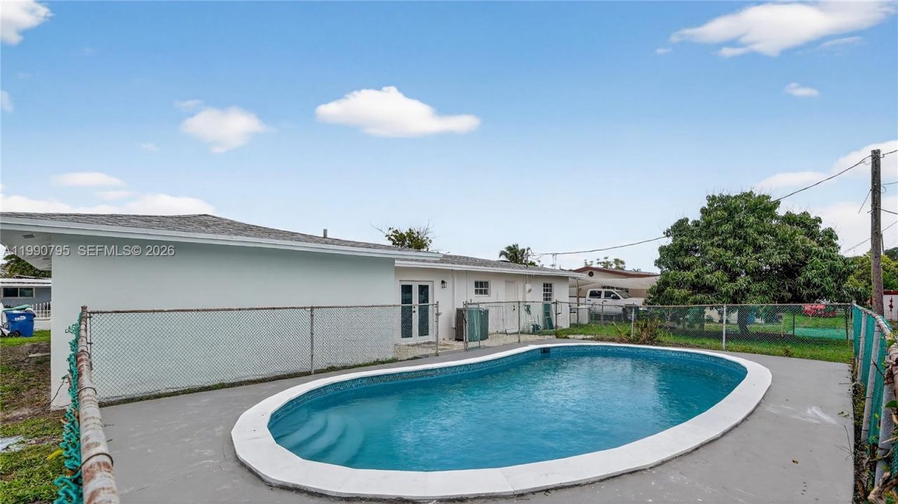 3960 NW 174th St, Miami Gardens, FL 33055 Photo