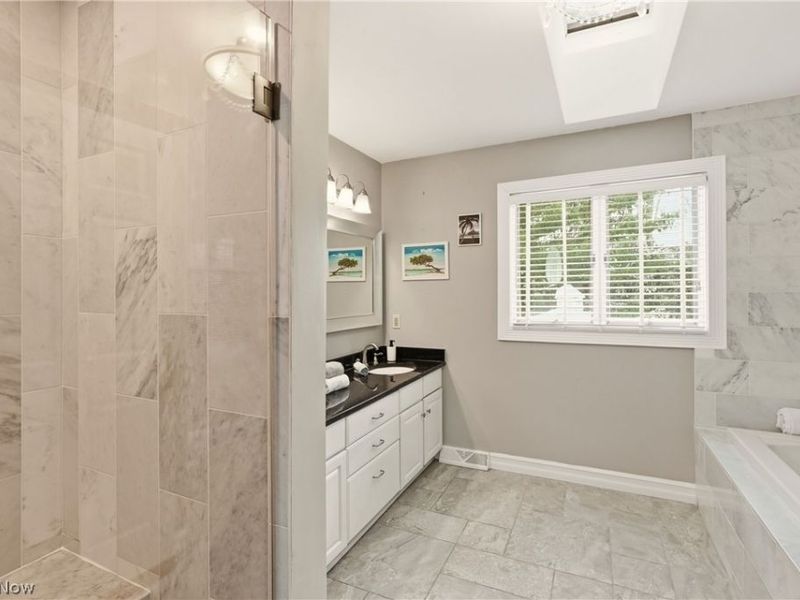 35729 Quartermane Circle, Bentleyville, OH 44139 Photo 20