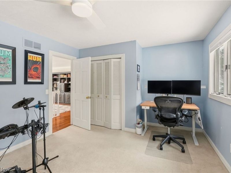 35729 Quartermane Circle, Bentleyville, OH 44139 Photo 22