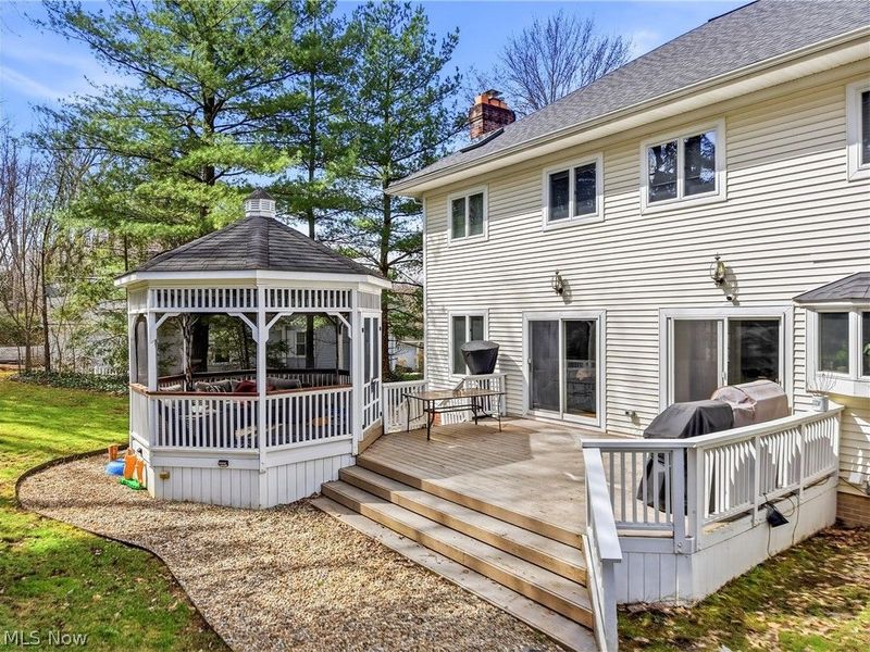 35729 Quartermane Circle, Bentleyville, OH 44139 Photo 32