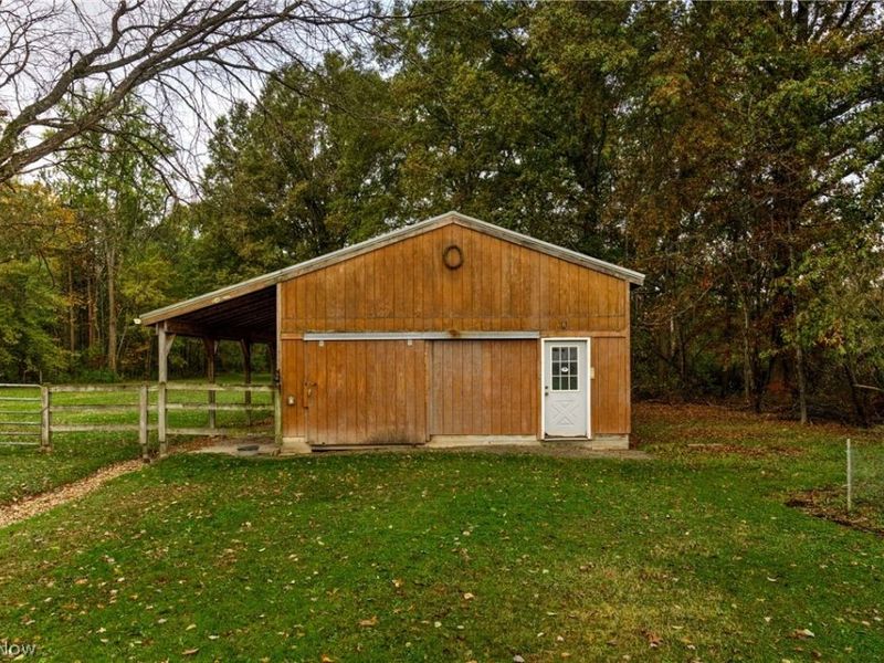 4007 Durst Clagg Road, Cortland, OH 44410 Photo 36