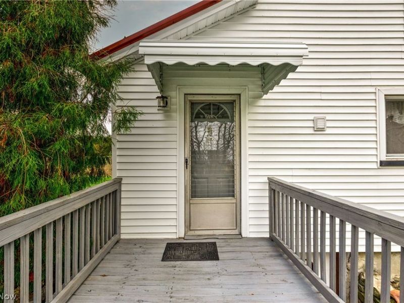 4007 Durst Clagg Road, Cortland, OH 44410 Photo 8