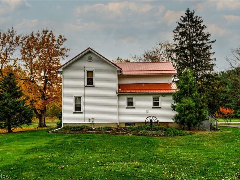 4007 Durst Clagg Road, Cortland, OH 44410 Photo 9